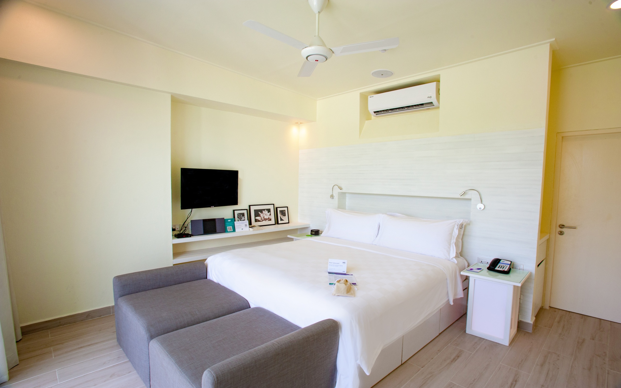 Master bedroom of the 2 Bedroom Beach House 